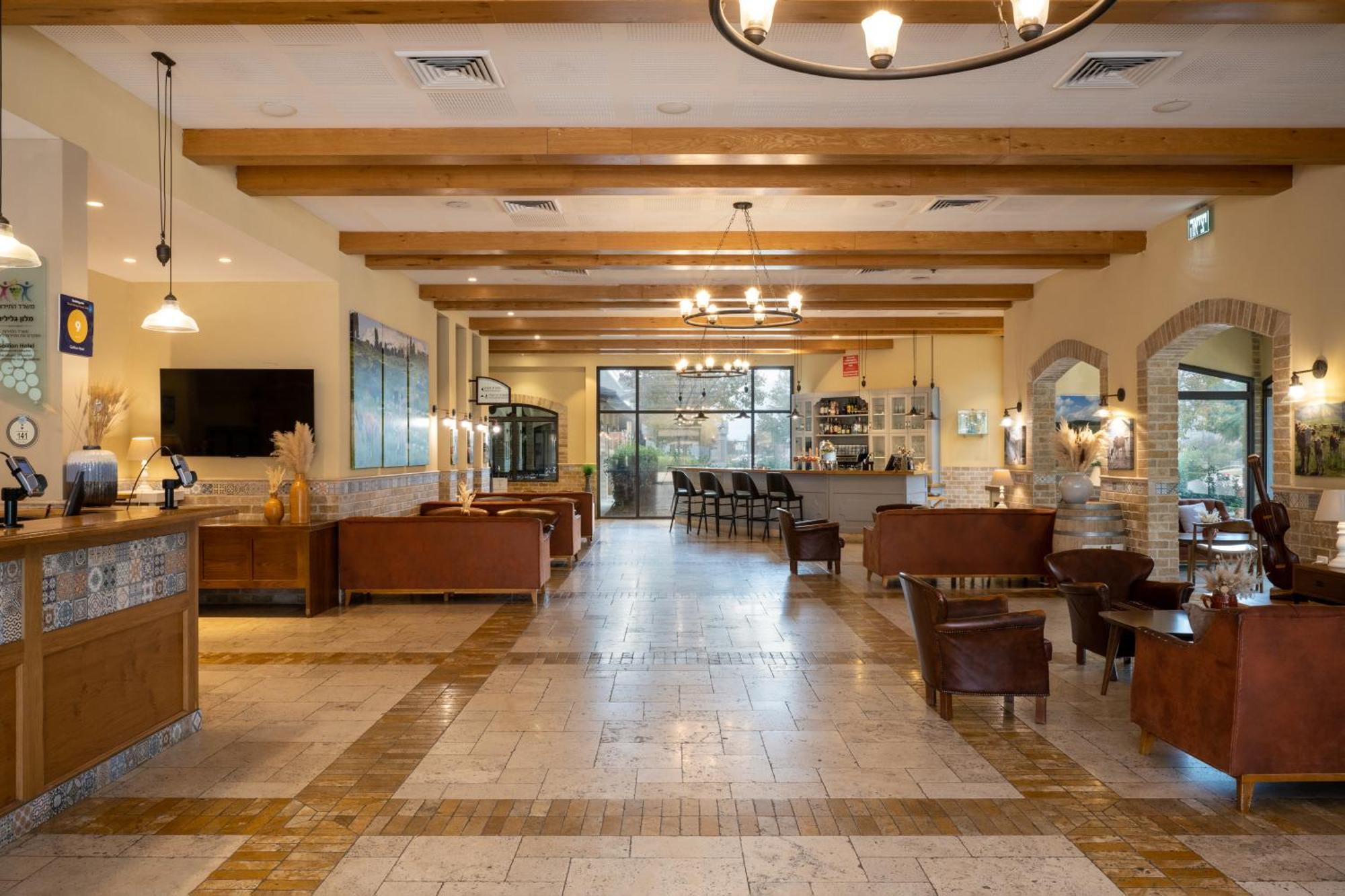 Galilion Hotel Yesod Hamaala Exterior photo